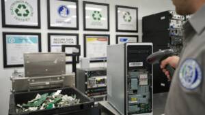 How Do You Choose a Certified Electronics Recycling Provider You Can Trust in Toronto
